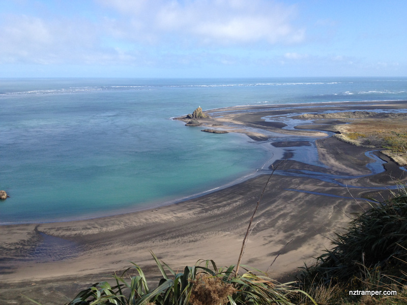 Kura Track, Puriri Ridge Track, Omanawanui Track loop