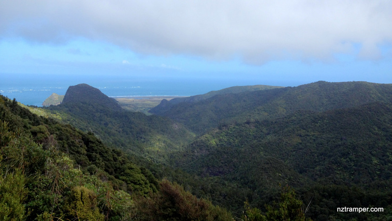 Gibbons Track to Walker Ridge Track to Donald McLean Track to Omanawanui Track loop Whatipu Gibbons Track to Walker Ridge Track to Donald McLean Track to Omanawanui Track loop Whatipu