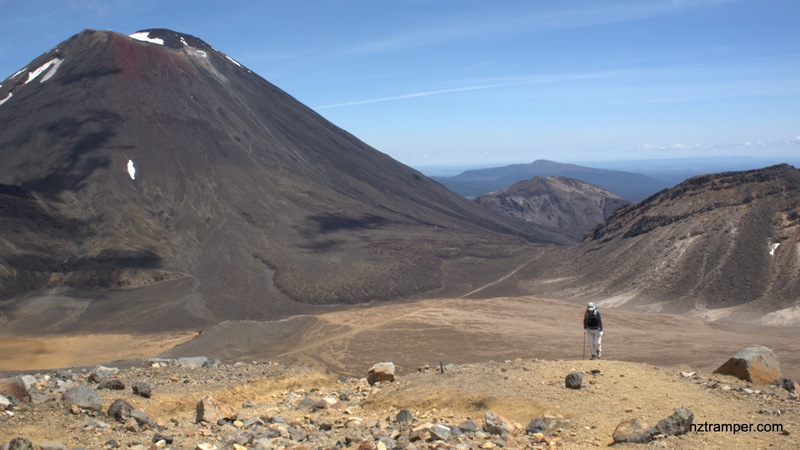 Tongariro Alpine Crossing plus Mt Ngauruhoe Tongariro Alpine Crossing plus Mt Ngauruhoe