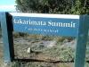 hakarimata-walkway-summit-sign